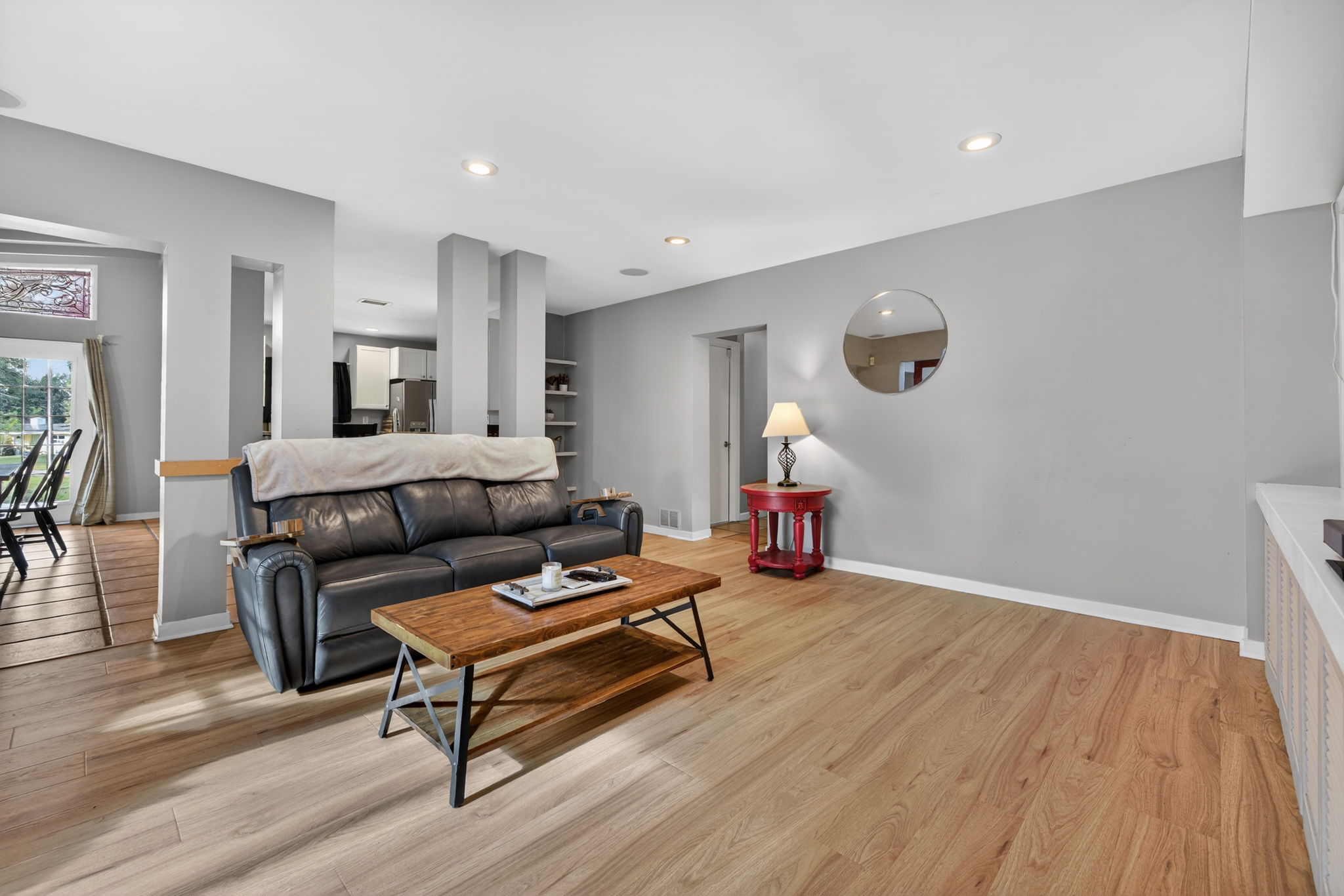 Clearwater, Florida, 33755, United States, 5 Bedrooms Bedrooms, ,3 BathroomsBathrooms,Residential,For Sale,2013064