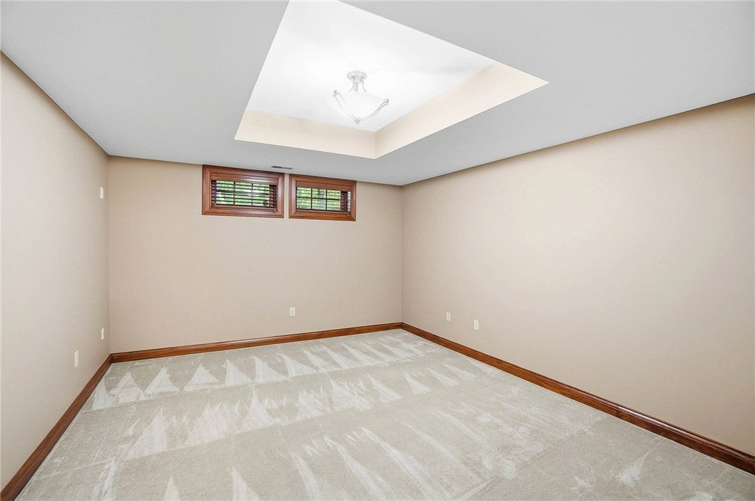 Dayton, Ohio, 45458, United States, 4 Bedrooms Bedrooms, ,5 BathroomsBathrooms,Residential,For Sale,2048387