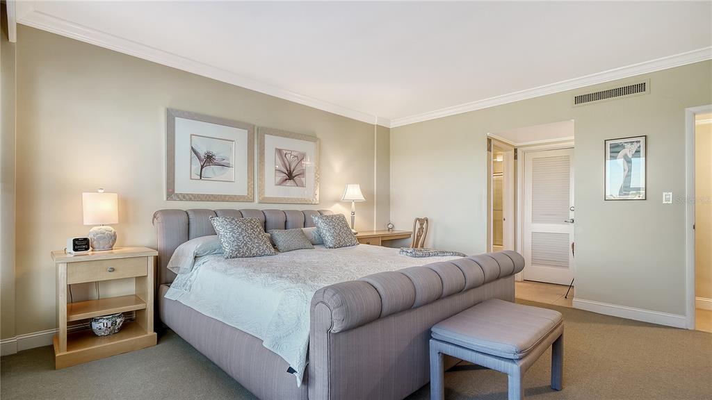 Longboat Key, Florida, 34228, United States, 2 Bedrooms Bedrooms, ,2 BathroomsBathrooms,Residential,For Sale,1987761