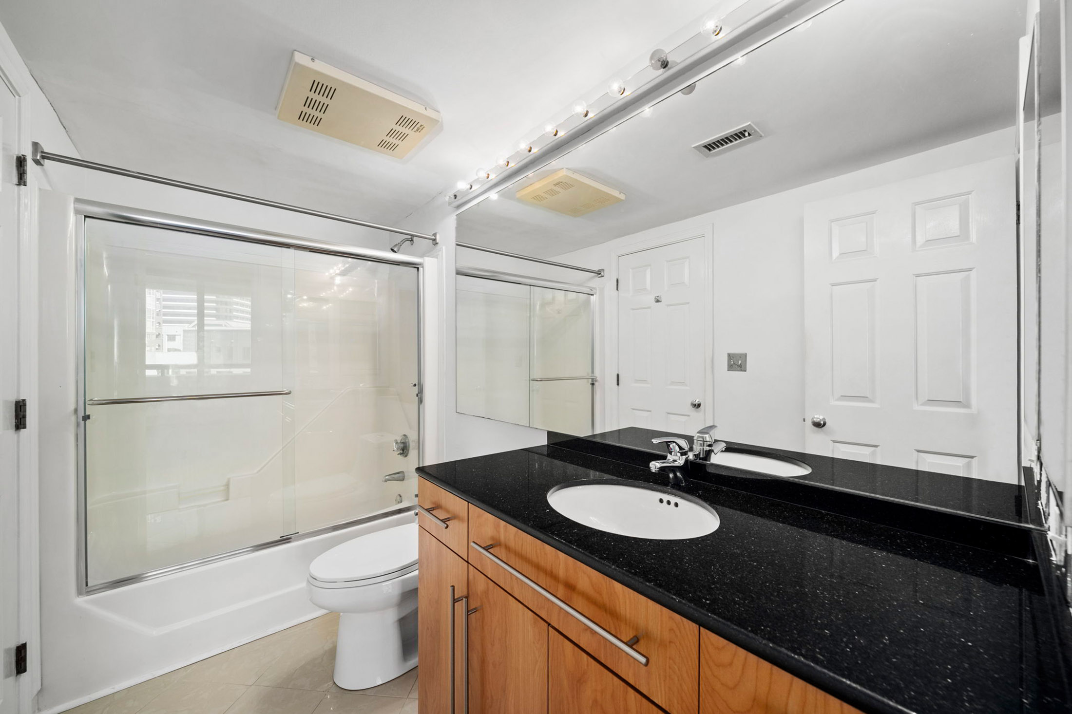  Easy, Elevated Living in the Heart of Buckhead - 物件實景