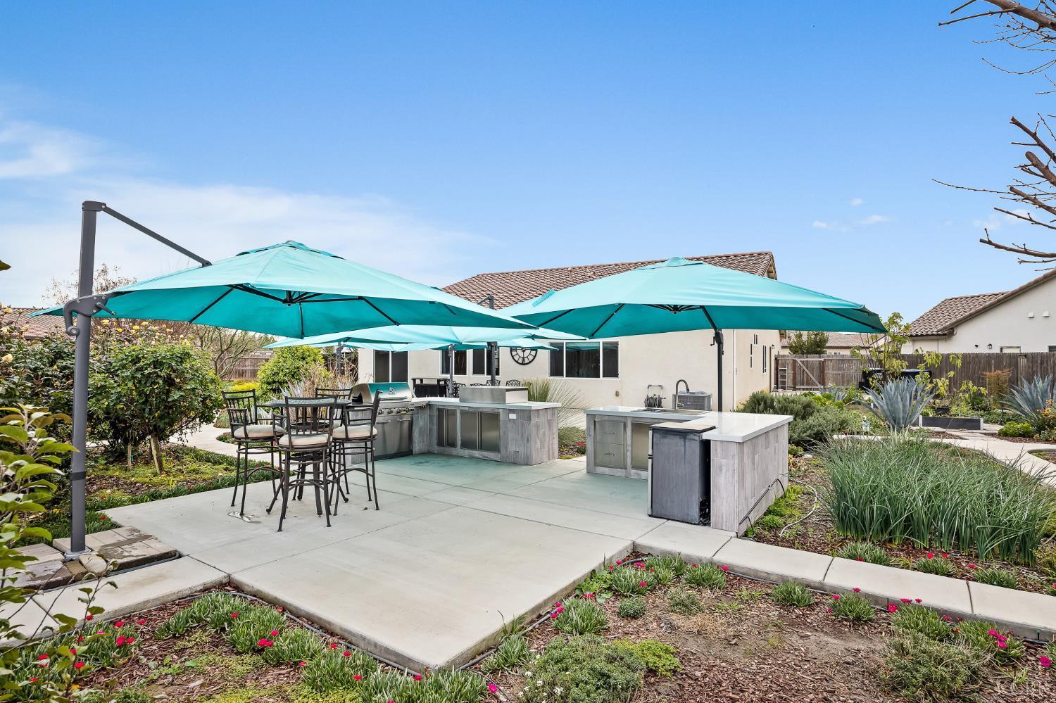 Visalia, California, 93292, United States, 3 Bedrooms Bedrooms, ,3 BathroomsBathrooms,Residential,For Sale,2007773