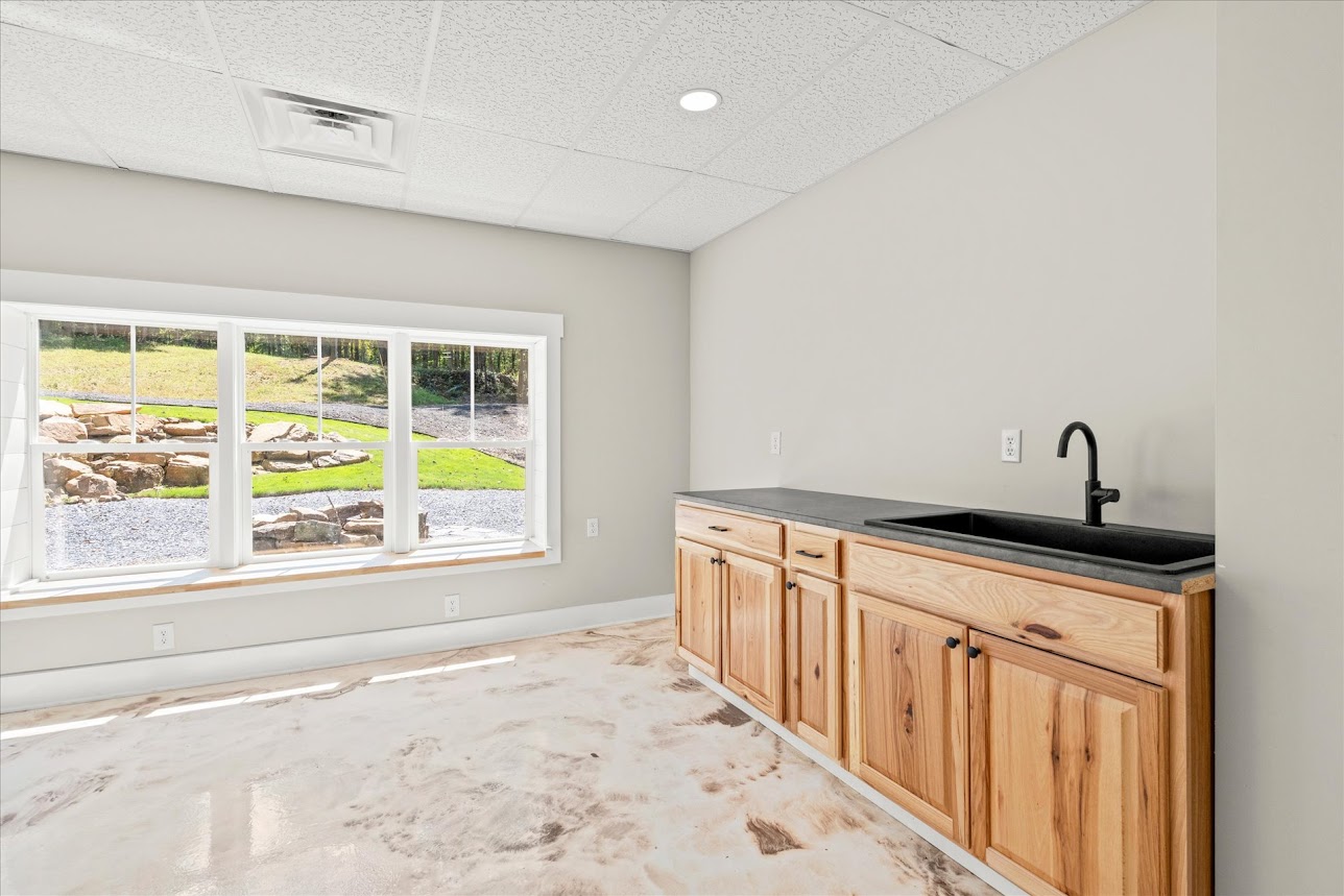 Carrollton, Georgia, 30116, United States, 4 Bedrooms Bedrooms, ,3 BathroomsBathrooms,Residential,For Sale,2005638