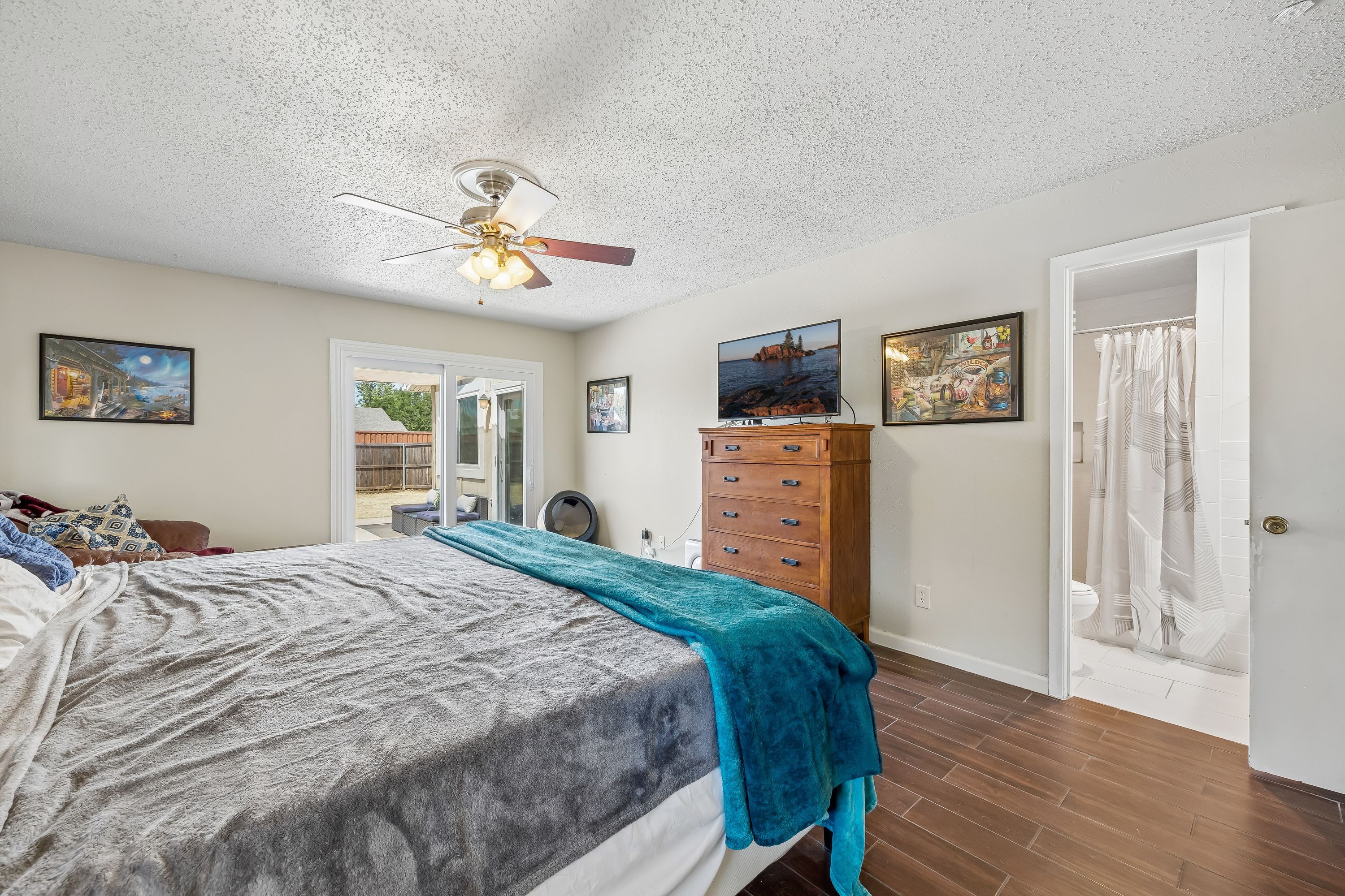  Thoughtfully Renewed Single-Story Living Near Berkner Park - 物件實景