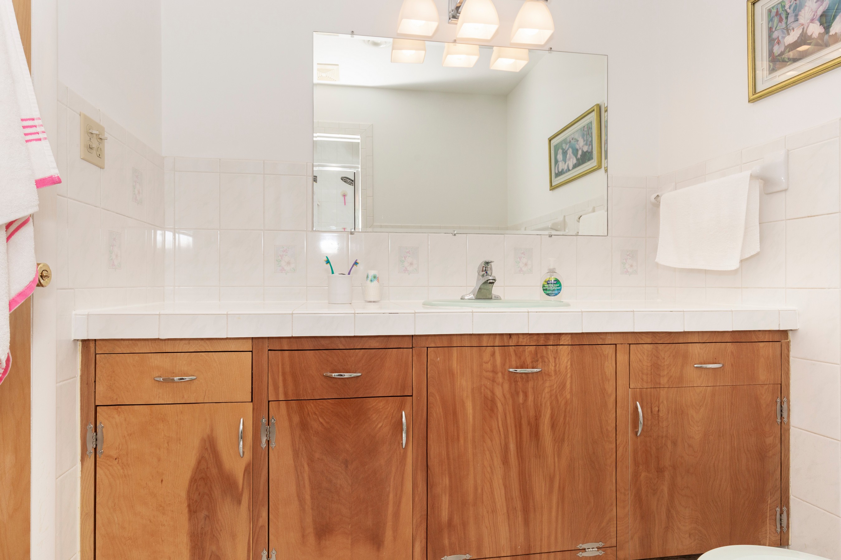  NONE AVAILABLE - 物件實景