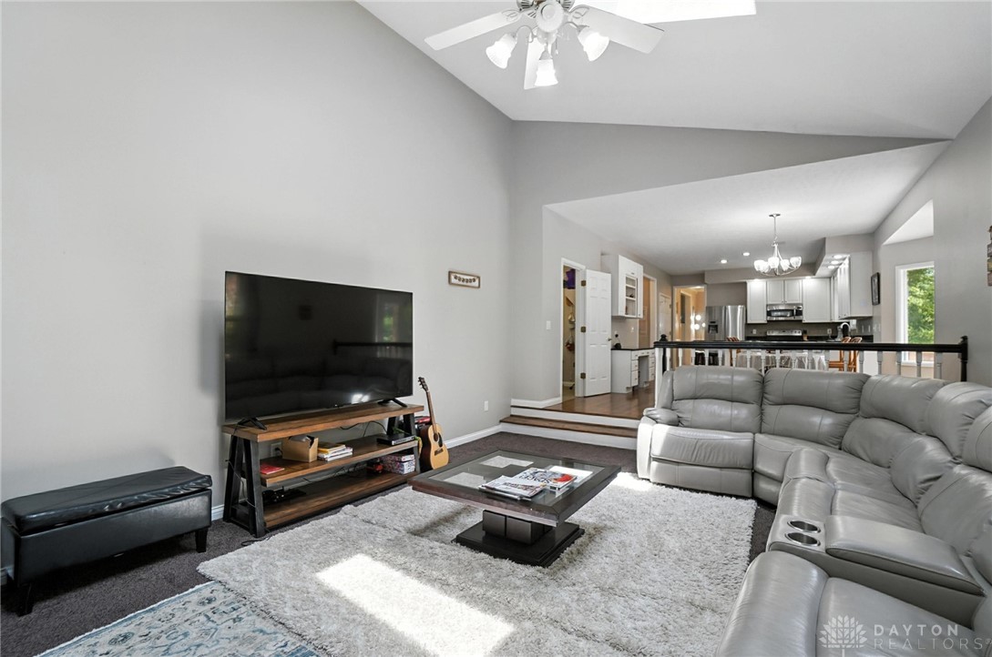 Dayton, Ohio, 45458, United States, 4 Bedrooms Bedrooms, ,4 BathroomsBathrooms,Residential,For Sale,1875068
