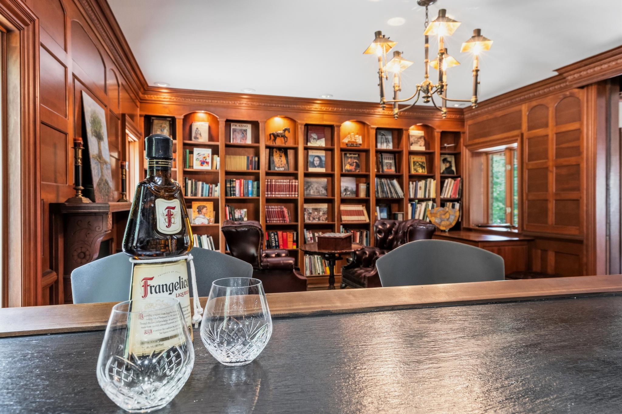  10217 Cedar Pond Drive, Vienna, VA, 22182 - 物件實景