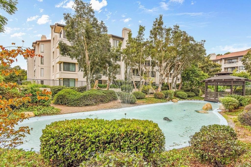San Diego, California, 92110, United States, 2 Bedrooms Bedrooms, ,2 BathroomsBathrooms,Residential,For Sale,1804693