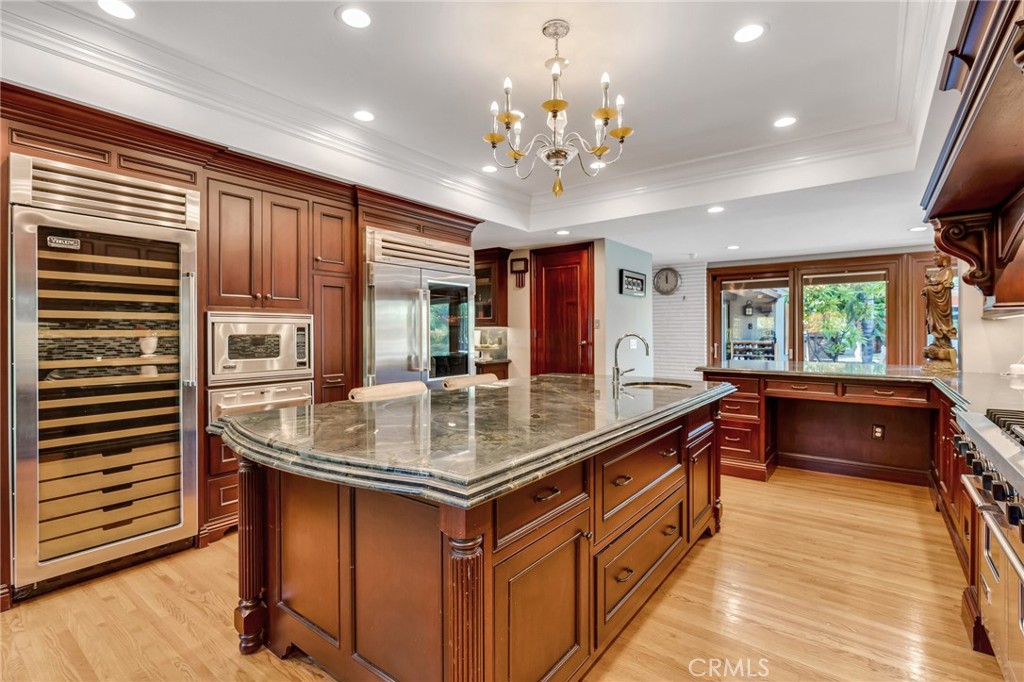 San Marino, California, 91108, United States, 5 Bedrooms Bedrooms, ,6 BathroomsBathrooms,Residential,For Sale,1686890