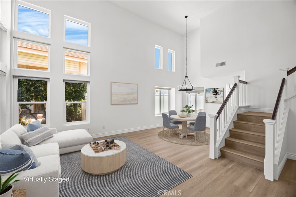 Lake Elsinore, California, 92532, United States, 4 Bedrooms Bedrooms, ,3 BathroomsBathrooms,Residential,For Sale,2048913