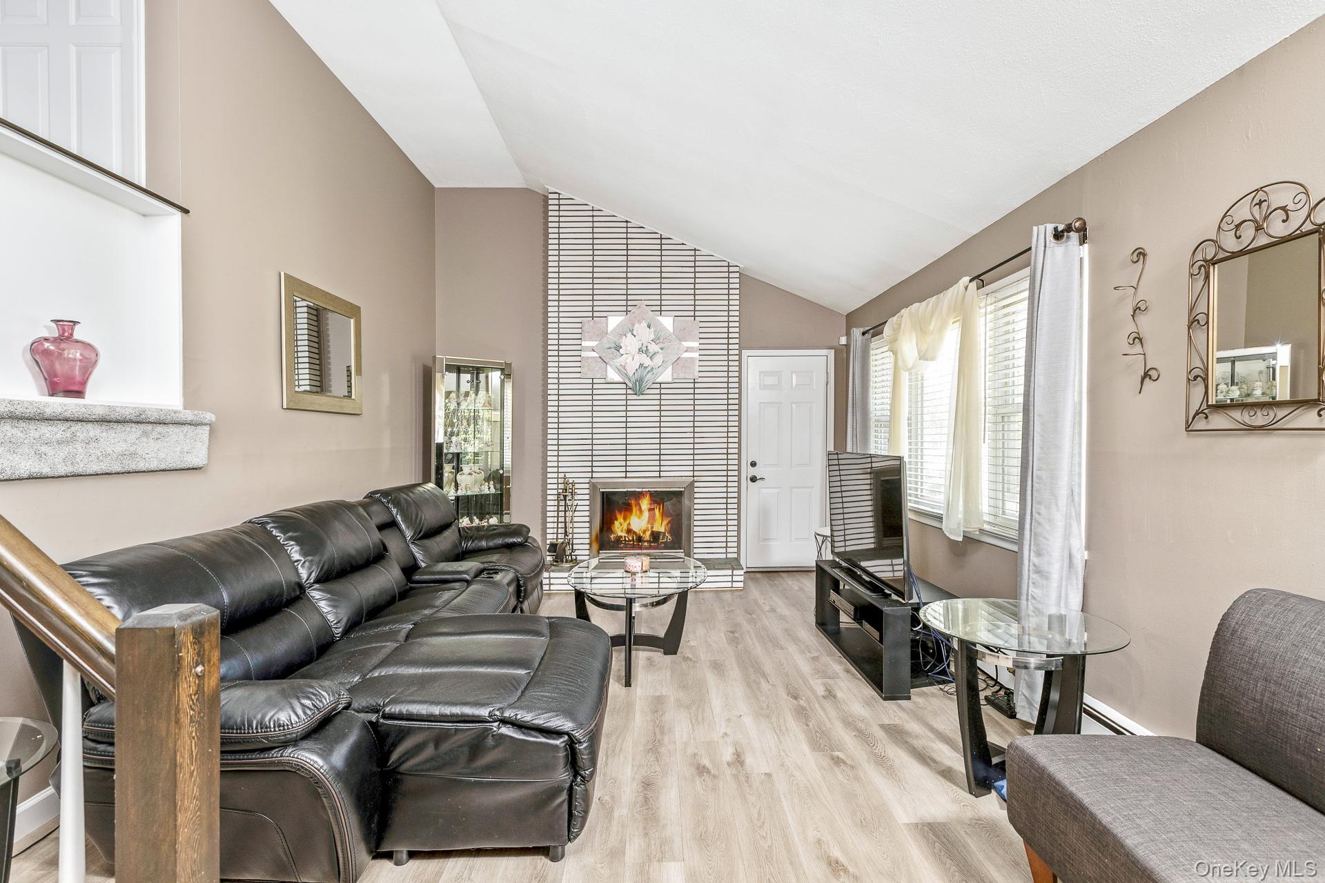 Shirley, New York, 11967, United States, 4 Bedrooms Bedrooms, ,4 BathroomsBathrooms,Residential,For Sale,1924990