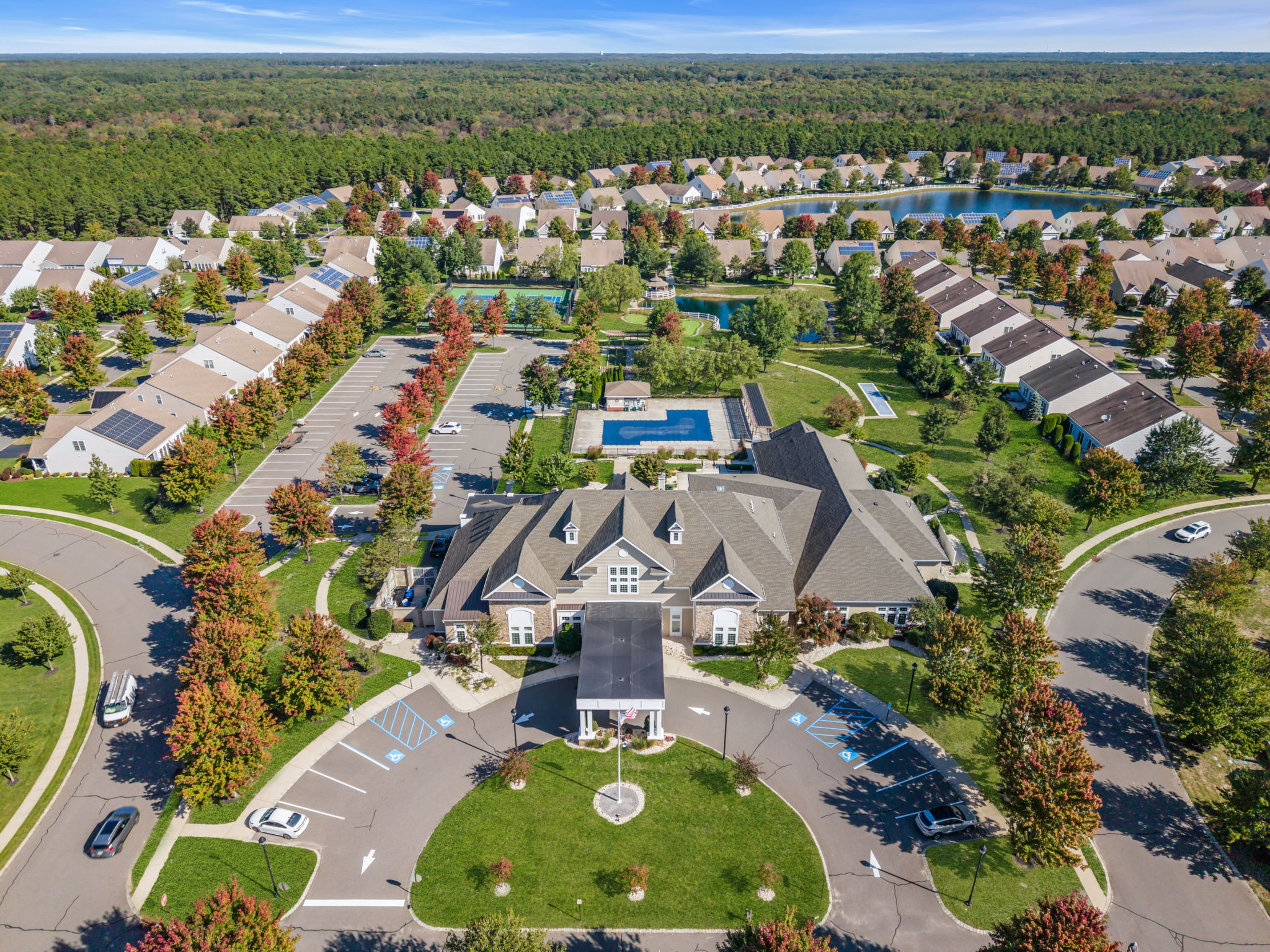  Lovely Reston Model in River Point - 物件實景