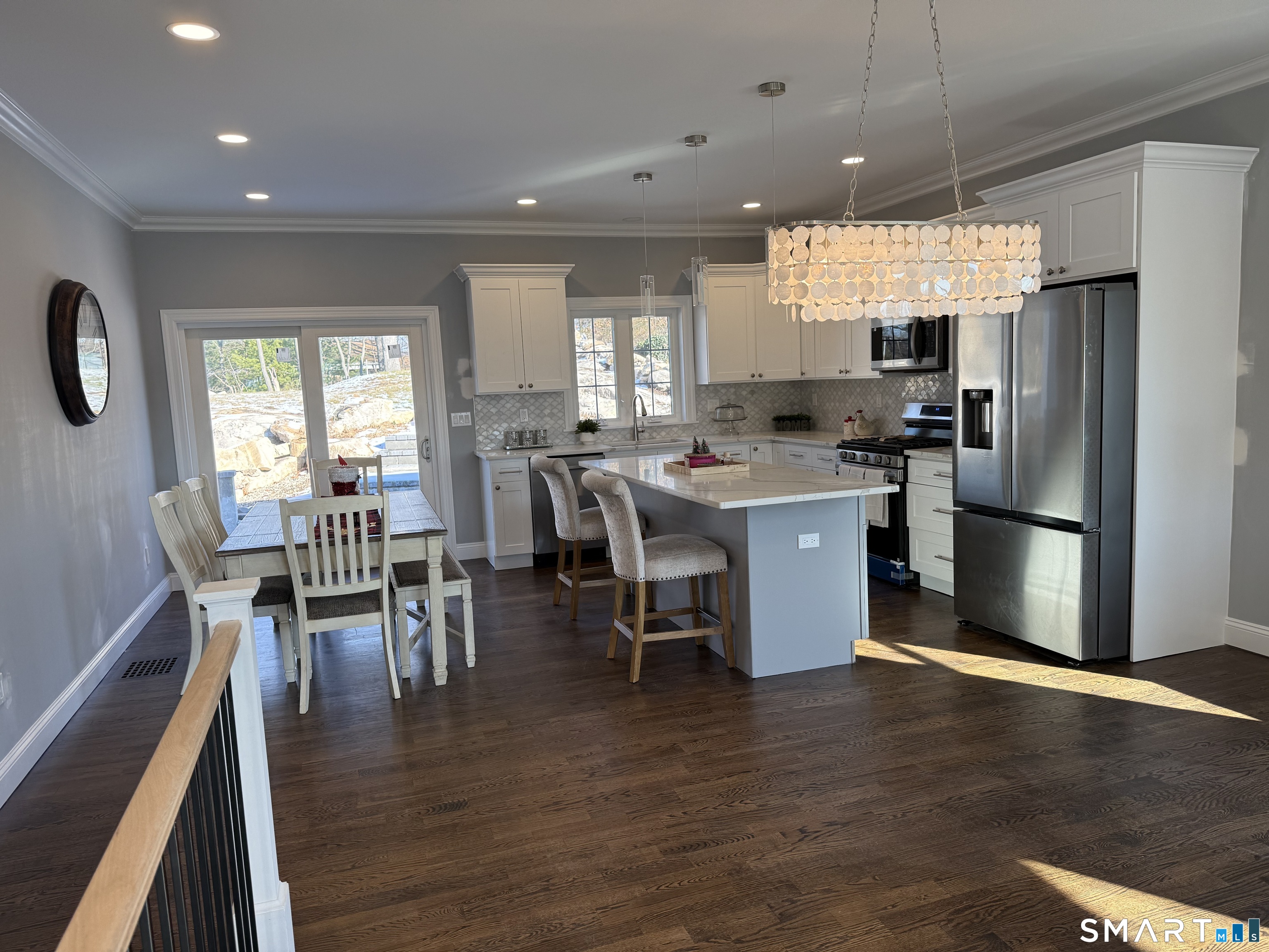 Bridgeport, Connecticut, 06606, United States, 4 Bedrooms Bedrooms, ,3 BathroomsBathrooms,Residential,For Sale,1979234