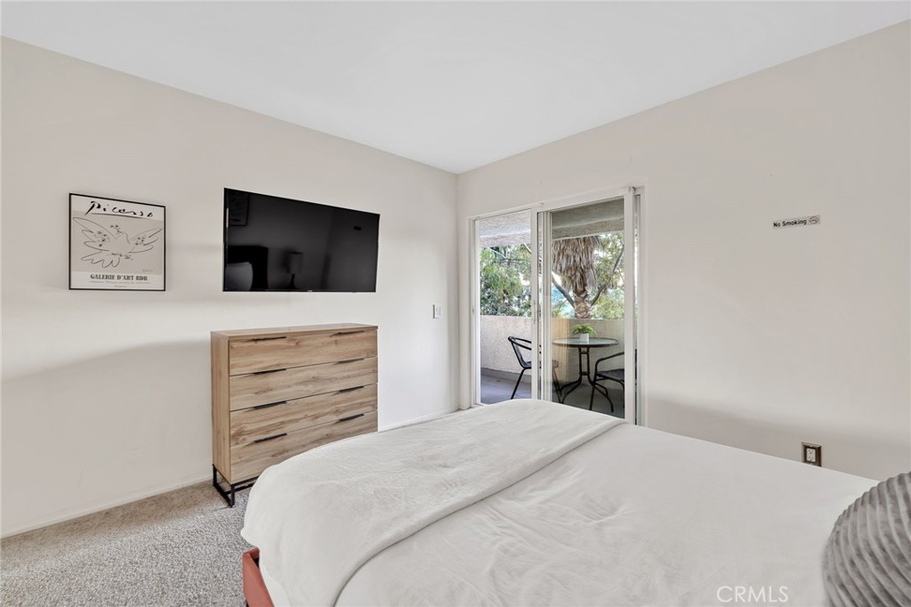 Woodland Hills, California, 91364, United States, 3 Bedrooms Bedrooms, ,3 BathroomsBathrooms,Residential,For Sale,1980470