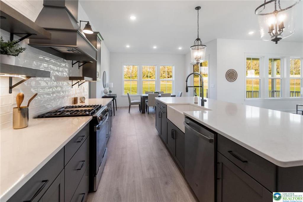 Bethlehem, Pennsylvania, 18017, United States, 6 Bedrooms Bedrooms, ,6 BathroomsBathrooms,Residential,For Sale,1975535