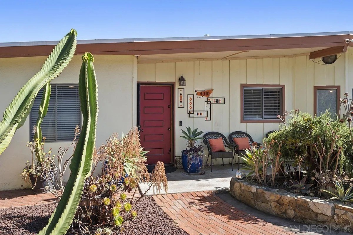 La Mesa, California, 91941, United States, 3 Bedrooms Bedrooms, ,4 BathroomsBathrooms,Residential,For Sale,1911905