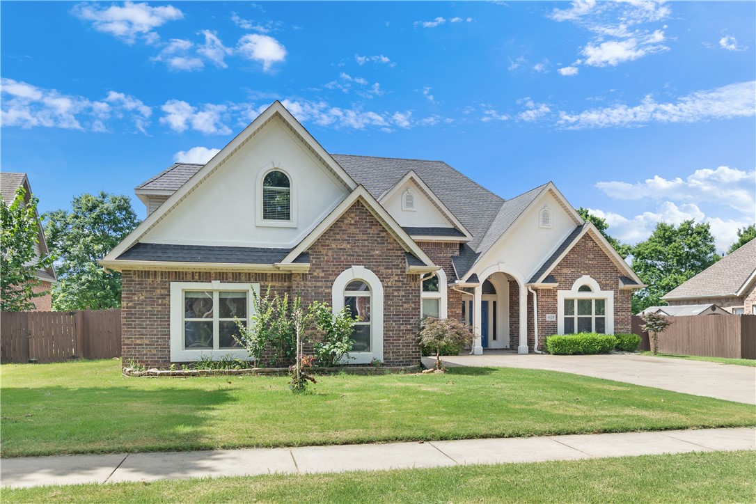 Fayetteville, Arkansas, 72704, United States, 5 Bedrooms Bedrooms, ,4 BathroomsBathrooms,Residential,For Sale,1877599