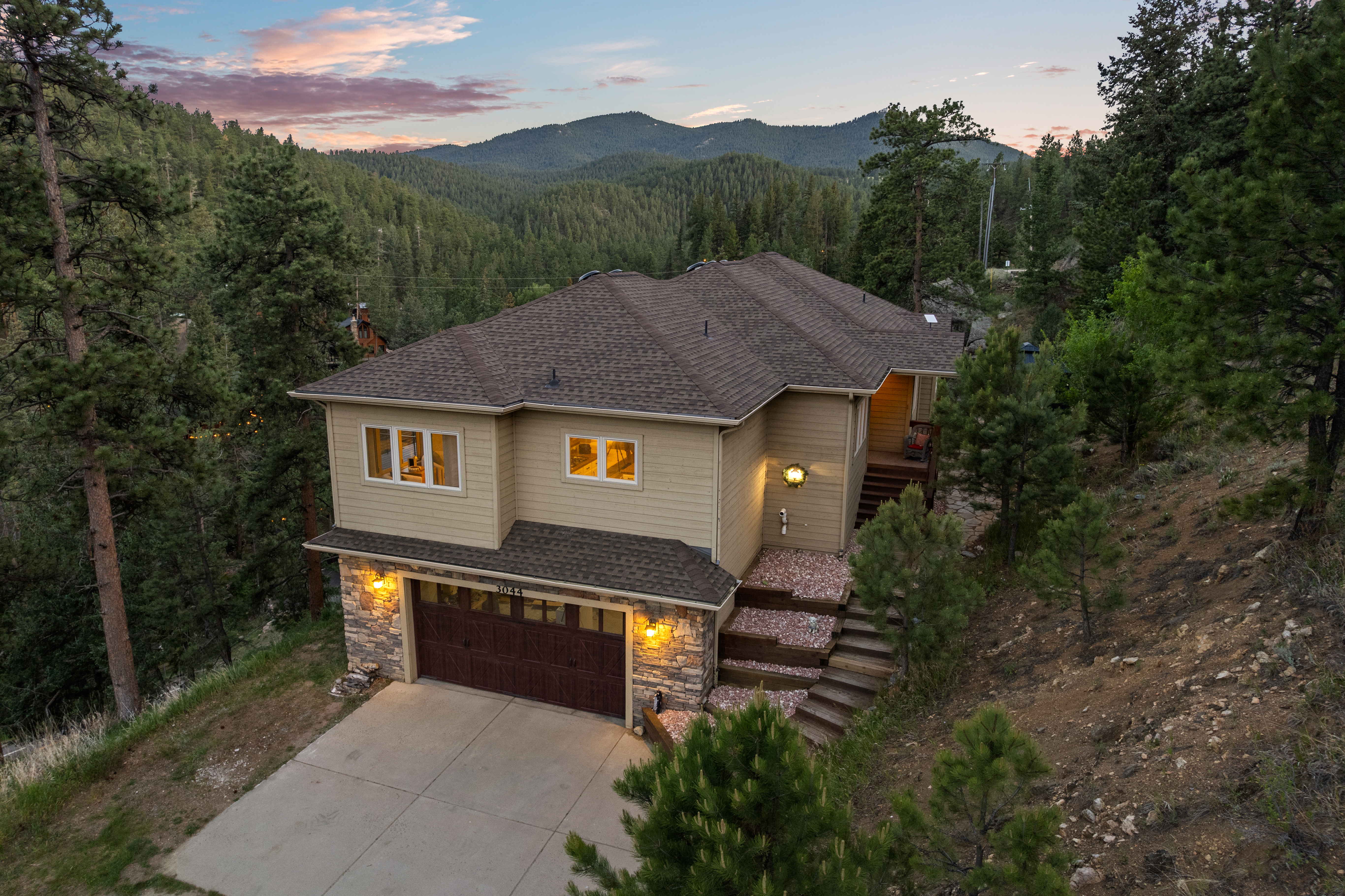  Bear Creek Canyon Mountain Home with Decks, Views & Main Level Living - 物件實景