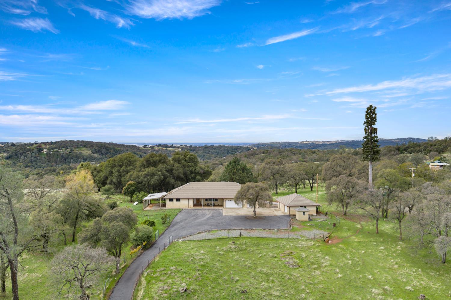 Shingle Springs, California, 95682, United States, 3 Bedrooms Bedrooms, ,3 BathroomsBathrooms,Residential,For Sale,1997420