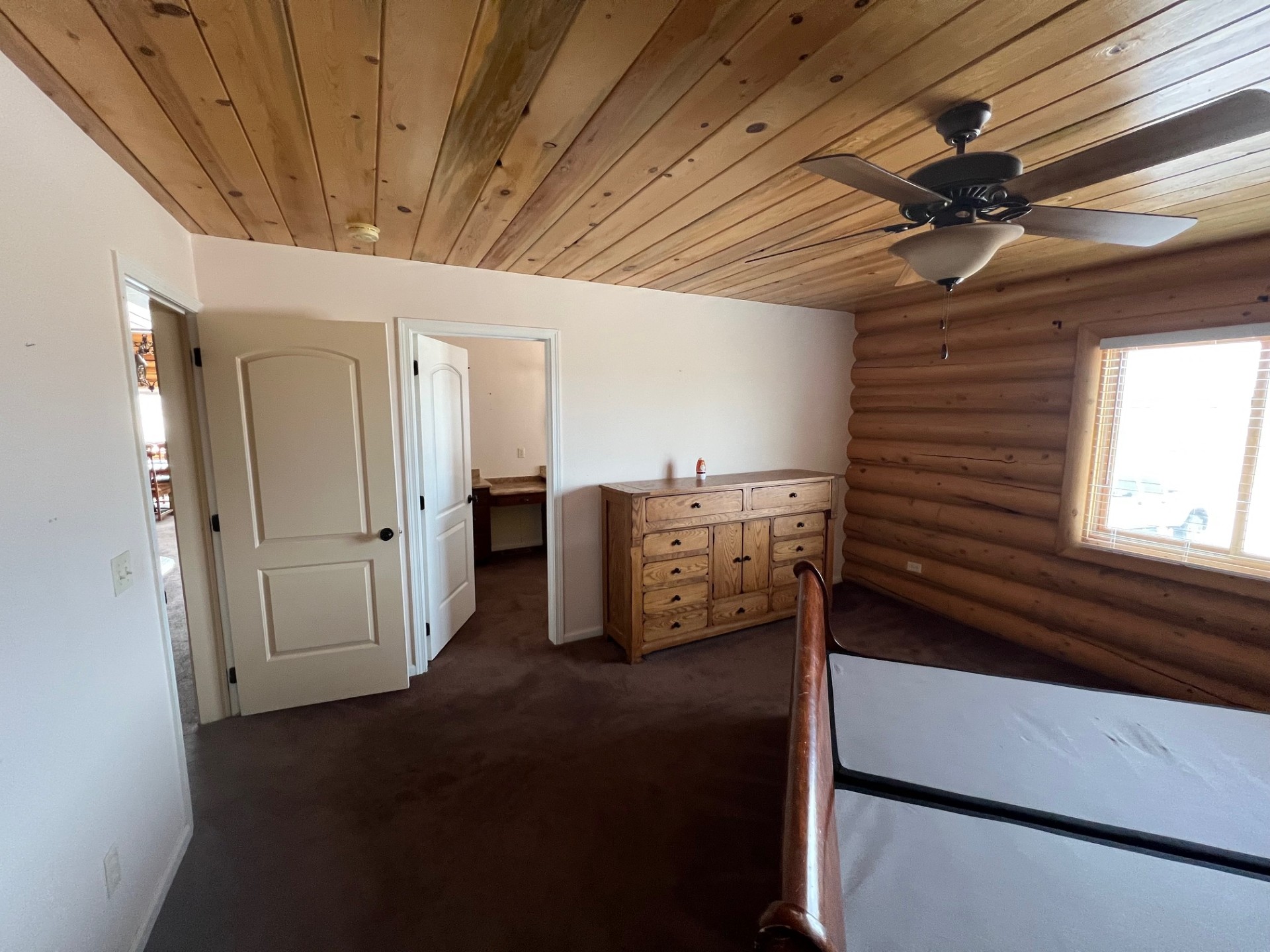 Panguitch, Utah, 84759, United States, 1 Bedroom Bedrooms, ,2 BathroomsBathrooms,Residential,For Sale,1839948