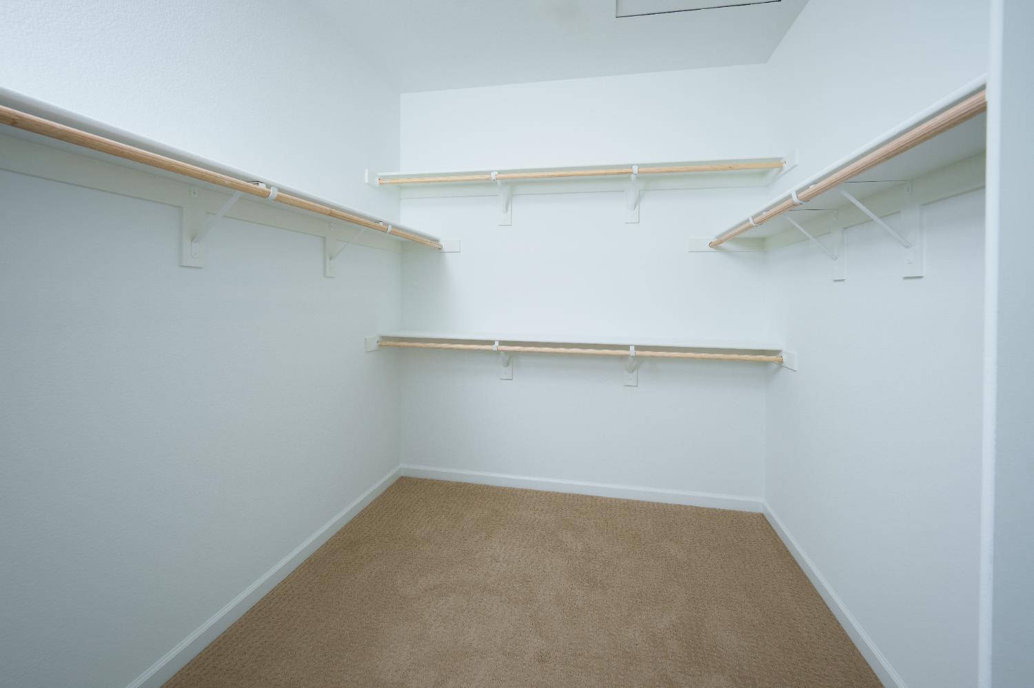 Sacramento, California, 95829, United States, 4 Bedrooms Bedrooms, ,3 BathroomsBathrooms,Residential,For Sale,1932532