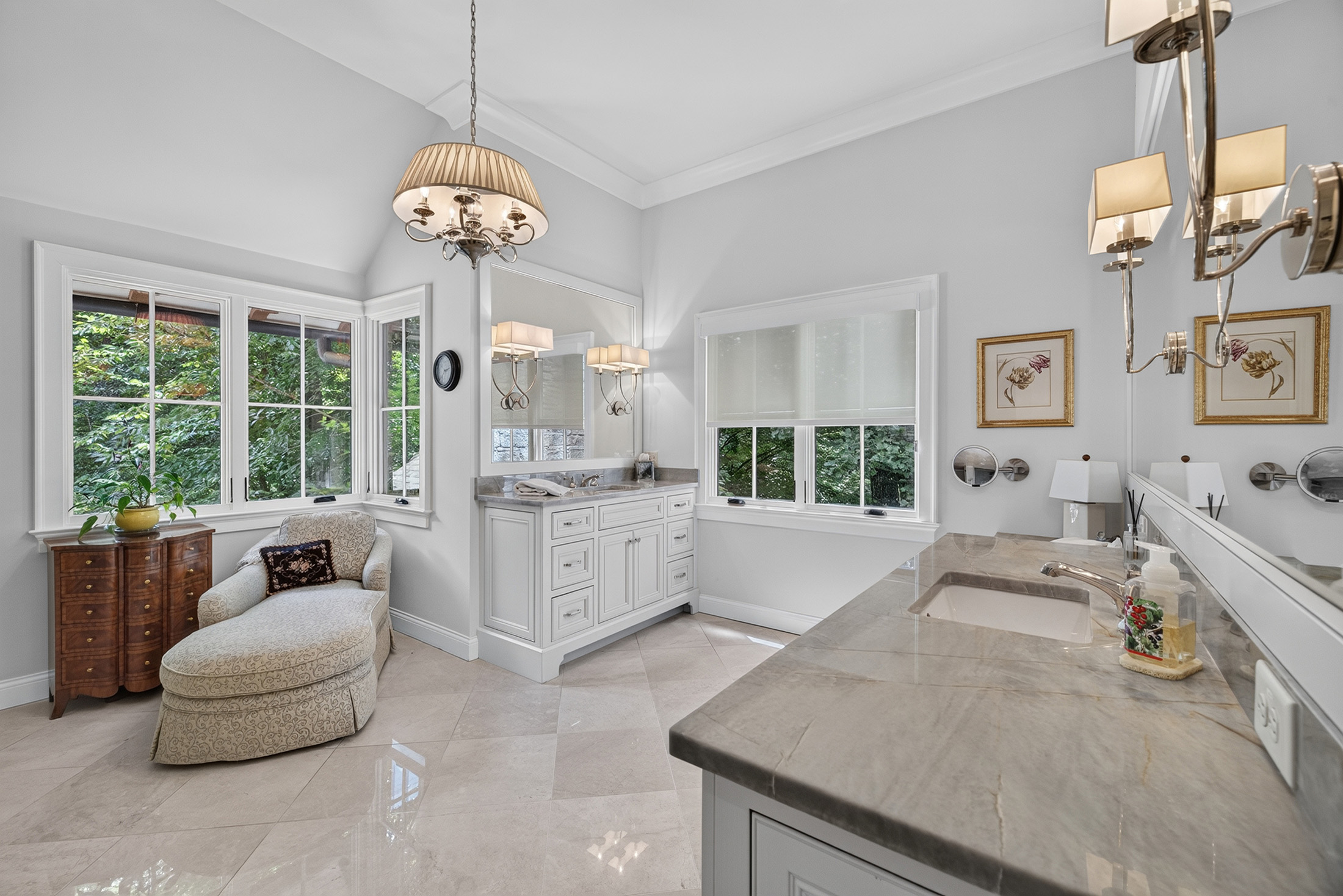  Exceptional Custom Residence Nestled on Private Wooded Lot in Chastain Park - 物件實景