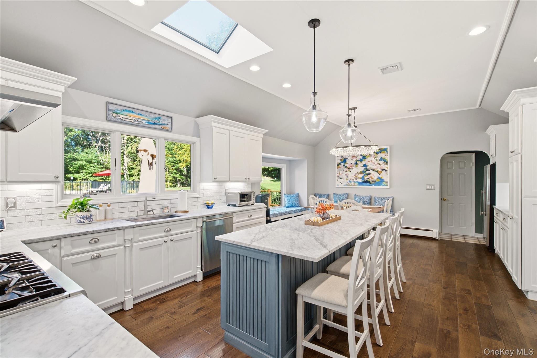  14 Sherwood Gate, Oyster Bay, NY, 11771 - 物件實景