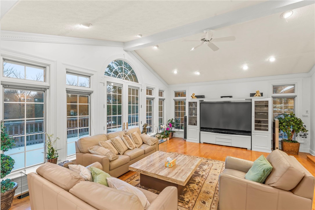 Mcmurray, Pennsylvania, 15317, United States, 4 Bedrooms Bedrooms, ,4 BathroomsBathrooms,Residential,For Sale,2005499