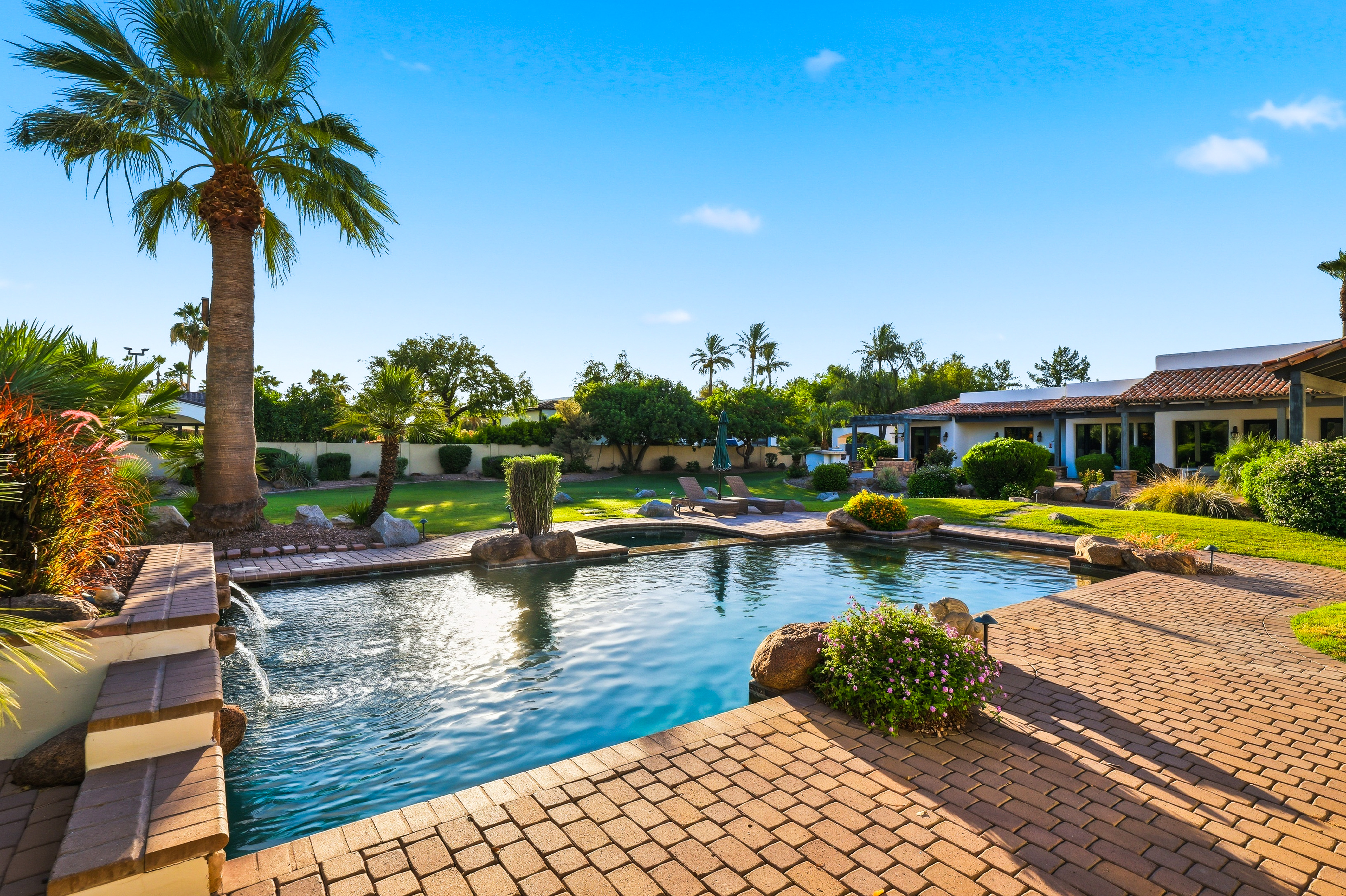  7035 E Berneil Drive  Paradise Valley, AZ - 物件實景
