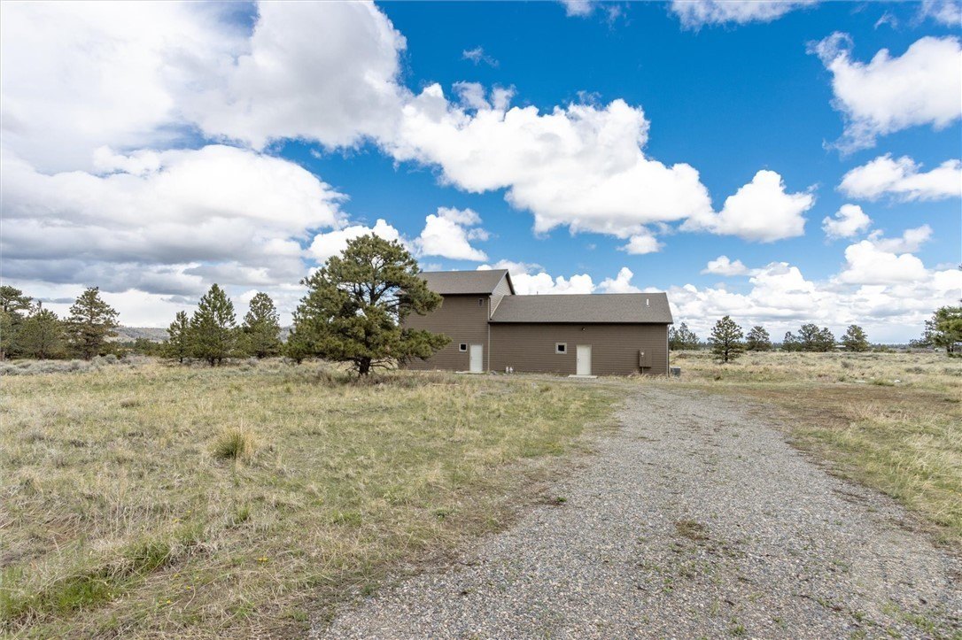 Laurel, Montana, 59044, United States, 4 Bedrooms Bedrooms, ,3 BathroomsBathrooms,Residential,For Sale,1982955