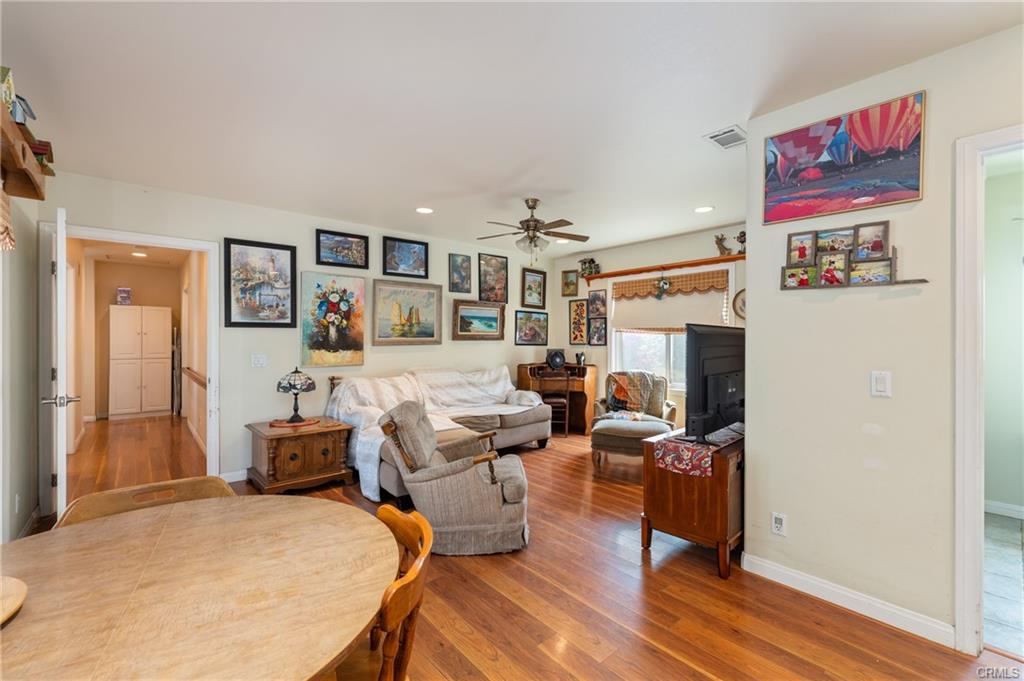La Verne, California, 91750, United States, 3 Bedrooms Bedrooms, ,3 BathroomsBathrooms,Residential,For Sale,1878252