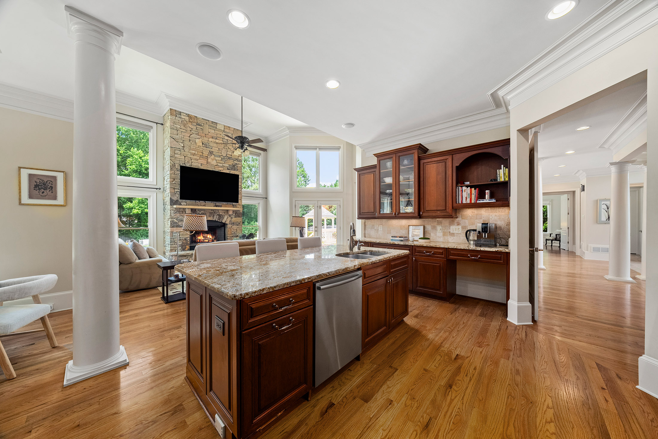  A Rare Opportunity in One of Milton’s Most Desirable Gated Communities - 物件實景