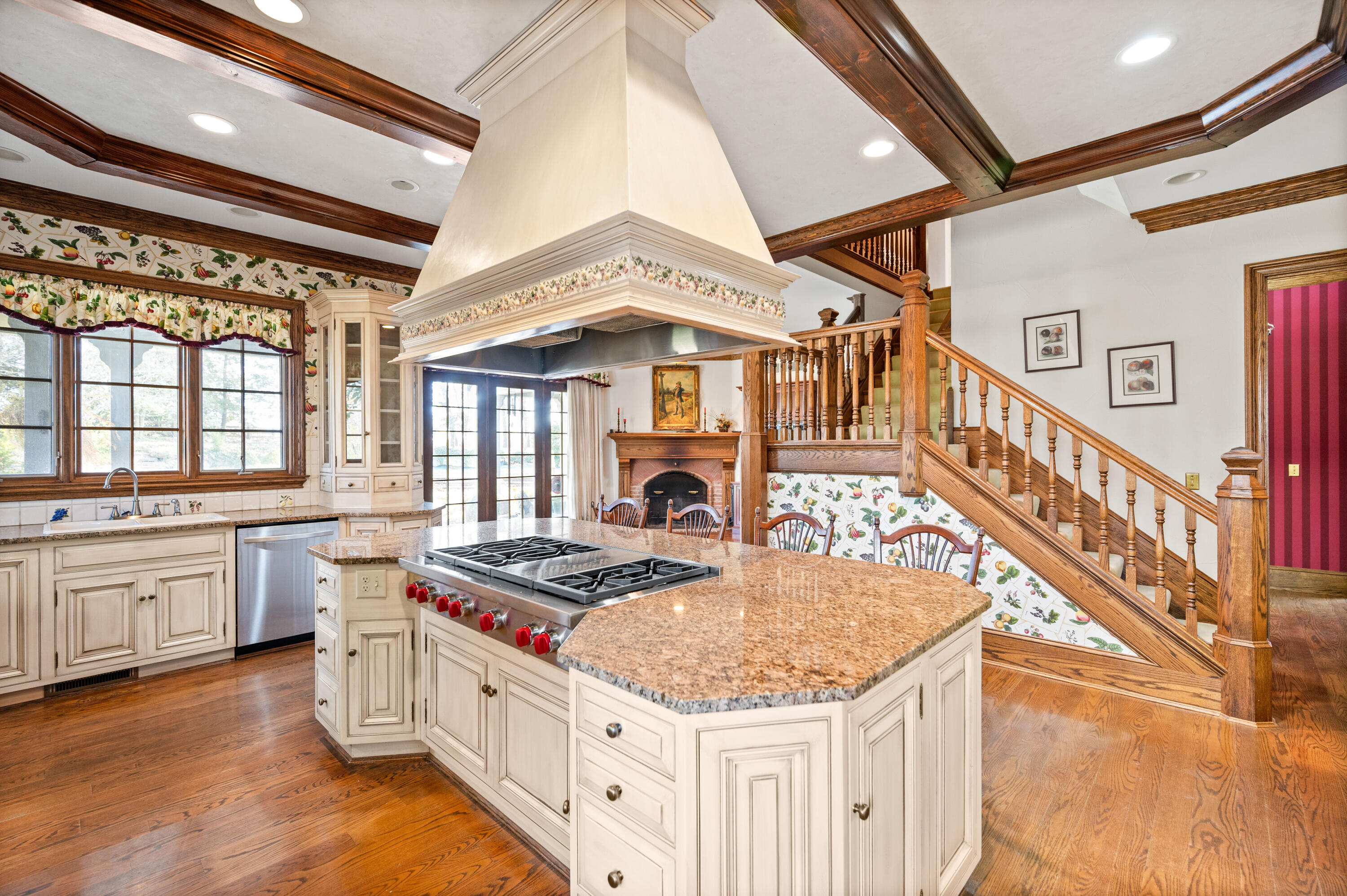 Union, Kentucky, 41091, United States, 6 Bedrooms Bedrooms, ,7 BathroomsBathrooms,Residential,For Sale,1997730