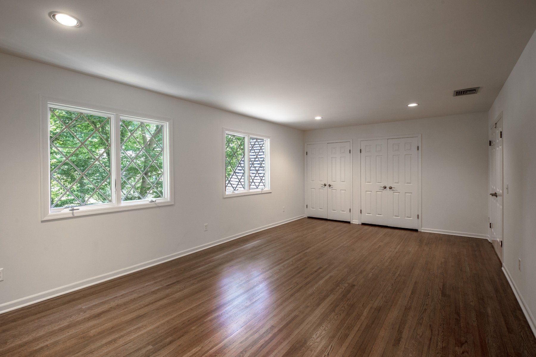  Exceptional Colonial Home Located in a Remarkable Setting - 物件實景