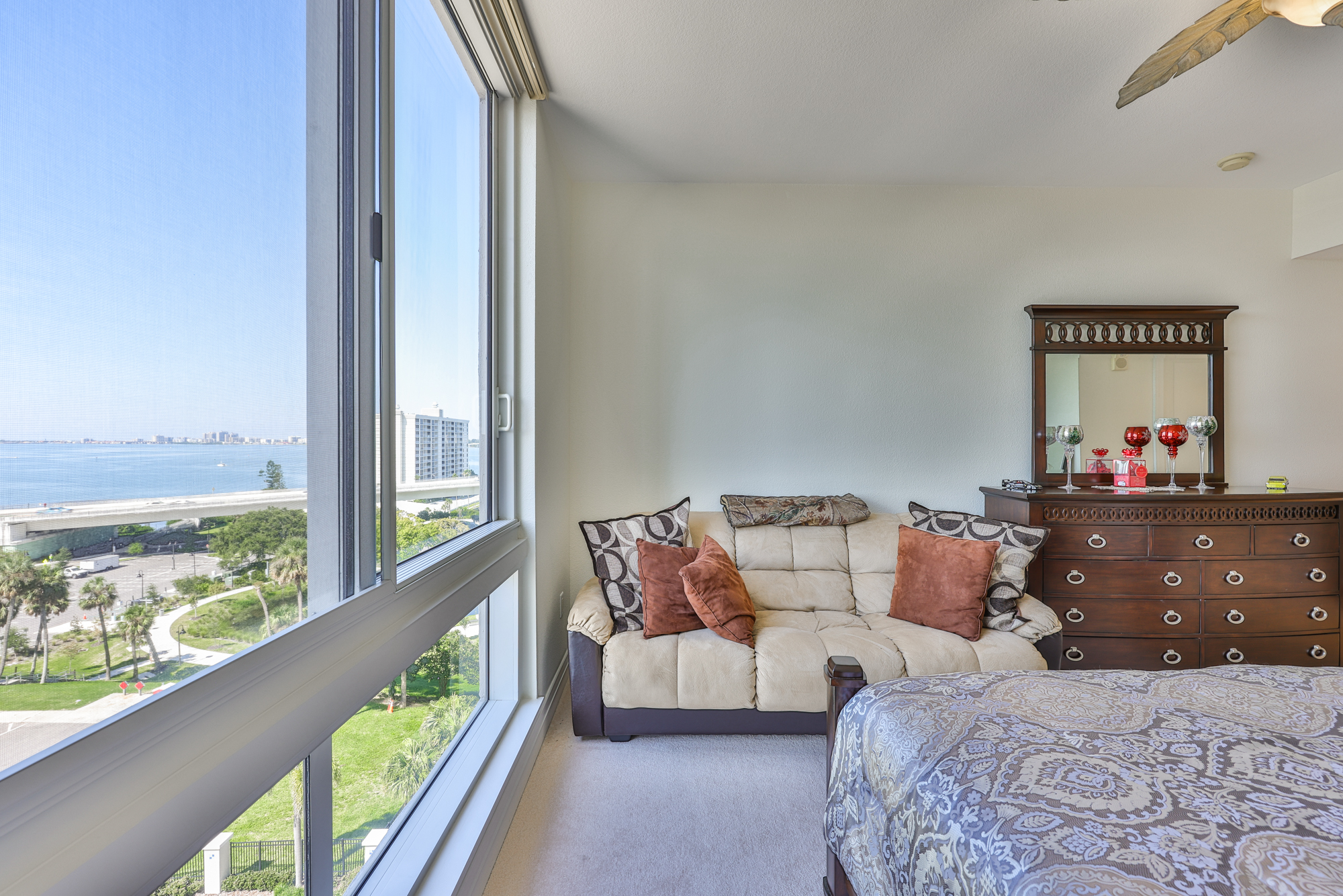 Clearwater, Florida, 33755, United States, 2 Bedrooms Bedrooms, ,2 BathroomsBathrooms,Residential,For Sale,1983335