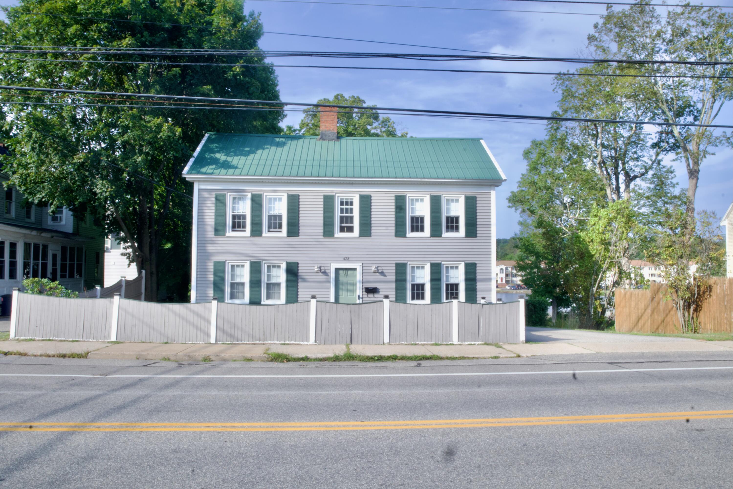 Sanford, Maine, 04083, United States, 4 Bedrooms Bedrooms, ,2 BathroomsBathrooms,Residential,For Sale,1916865