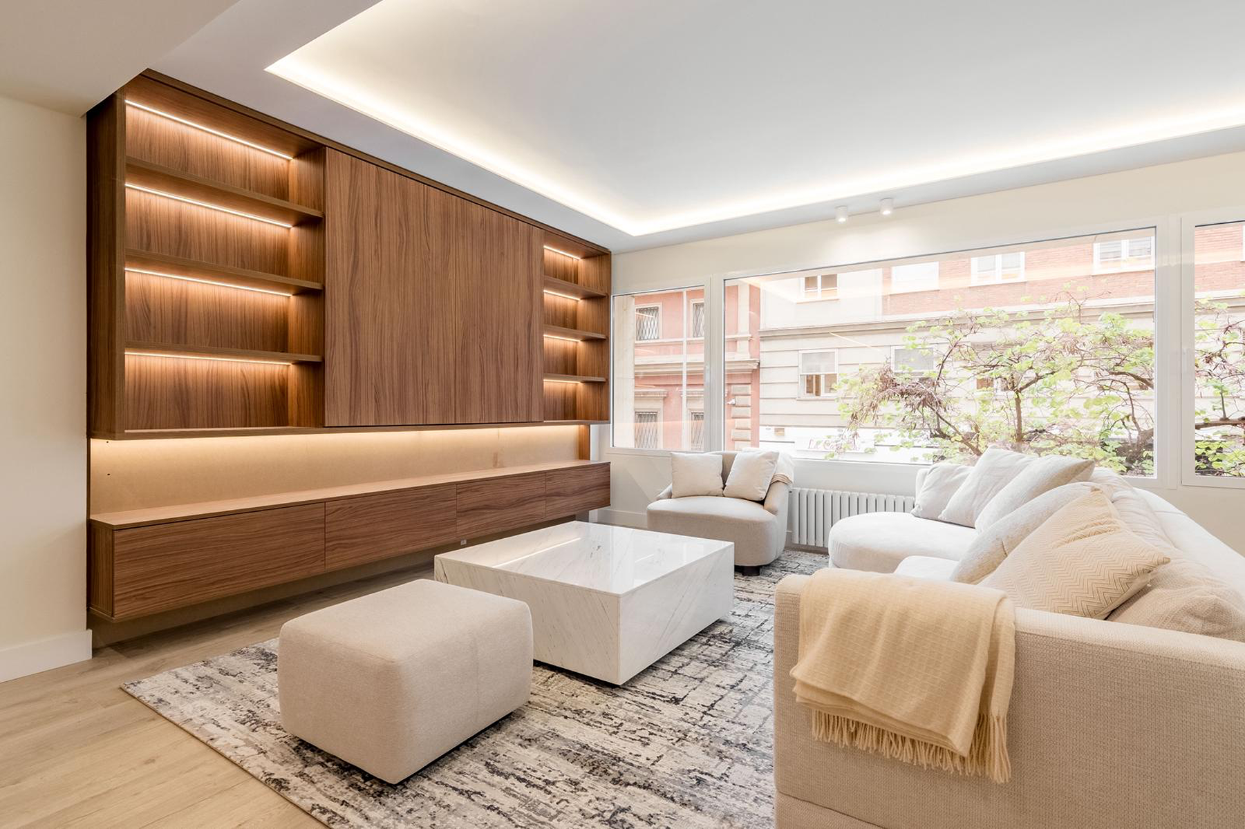  Spacious flat renovated in a landmark building - 物件實景