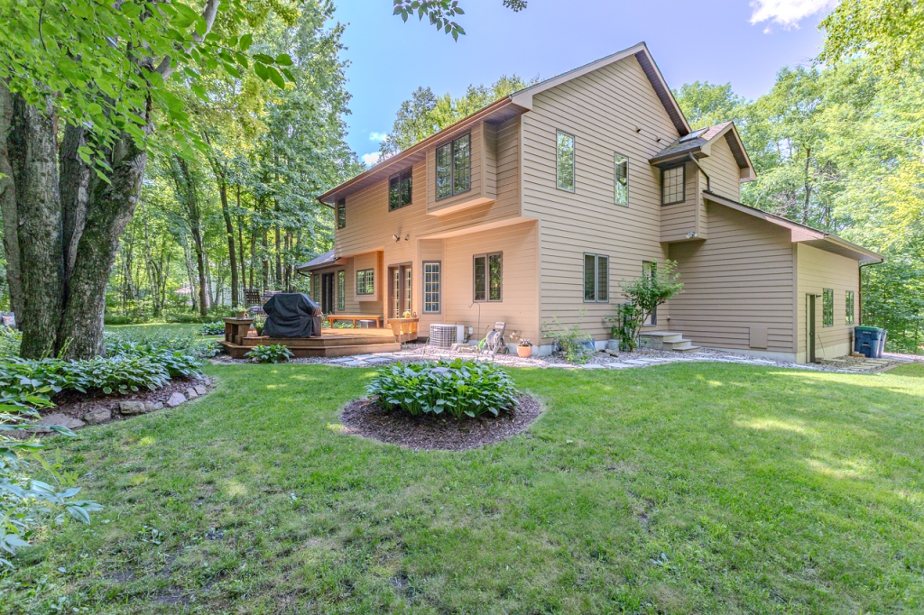 Wausau, Wisconsin, 54401, United States, 4 Bedrooms Bedrooms, ,3 BathroomsBathrooms,Residential,For Sale,1889957