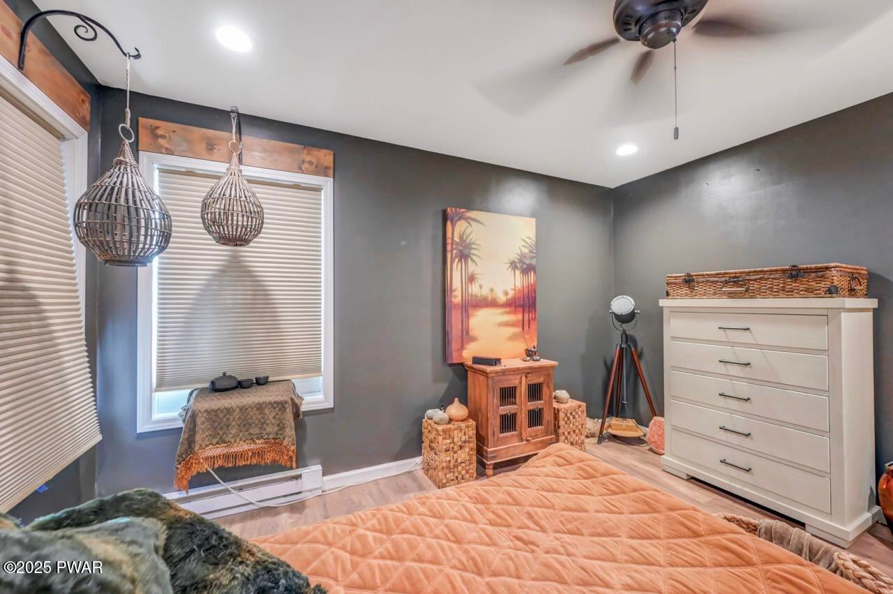 Dingmans Ferry, Pennsylvania, 18328, United States, 2 Bedrooms Bedrooms, ,1 BathroomBathrooms,Residential,For Sale,2006132