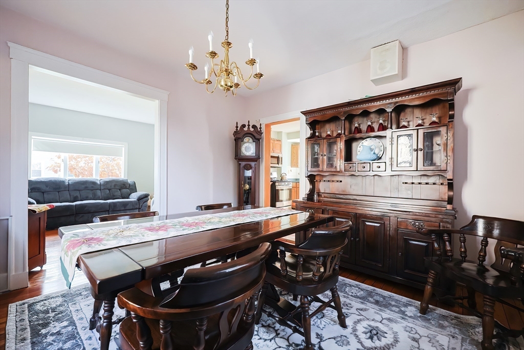Boston, Massachusetts, 02136, United States, 4 Bedrooms Bedrooms, ,2 BathroomsBathrooms,Residential,For Sale,1944932