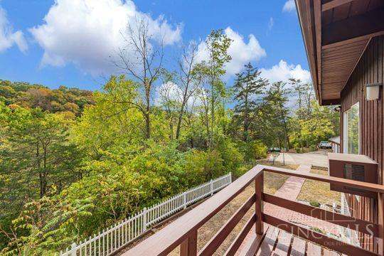 Milford, Ohio, 45150, United States, 4 Bedrooms Bedrooms, ,3 BathroomsBathrooms,Residential,For Sale,1989333