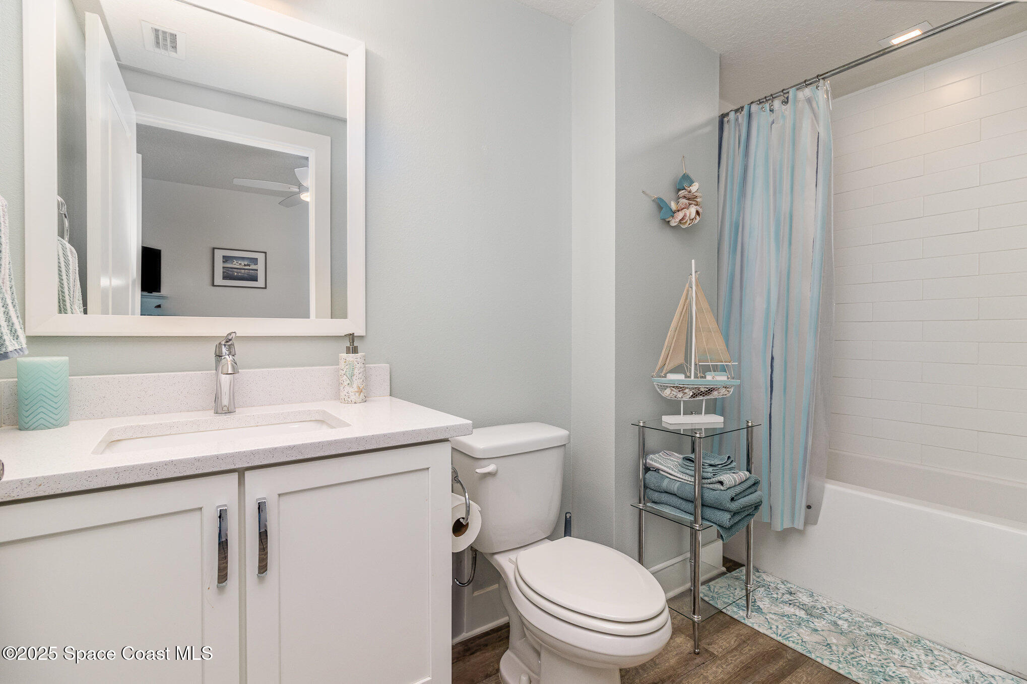 Cocoa Beach, Florida, 32931, United States, 2 Bedrooms Bedrooms, ,2 BathroomsBathrooms,Residential,For Sale,1975351