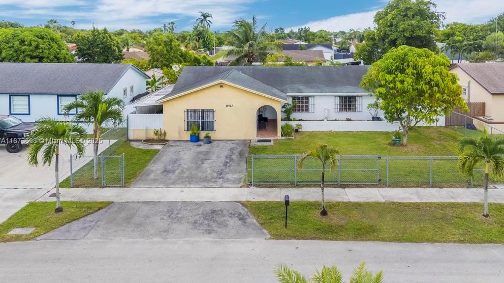 Homestead, Florida, 33032, United States, 5 Bedrooms Bedrooms, ,3 BathroomsBathrooms,Residential,For Sale,1941894