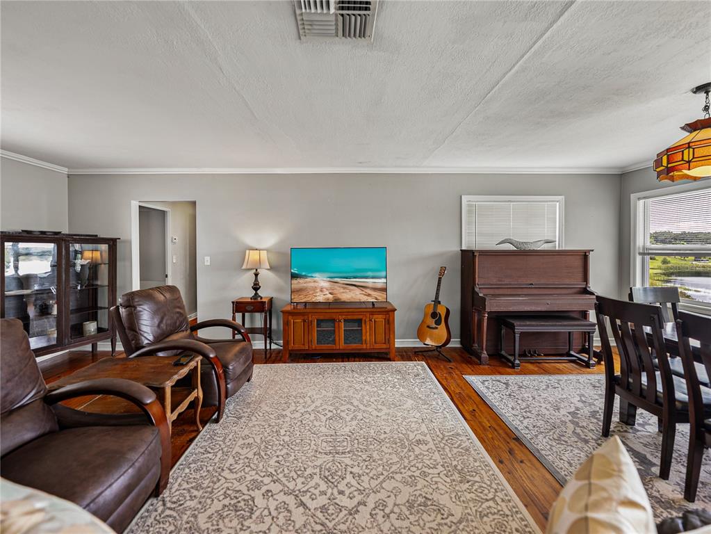 Lake Wales, Florida, 33898, United States, 3 Bedrooms Bedrooms, ,2 BathroomsBathrooms,Residential,For Sale,1950388