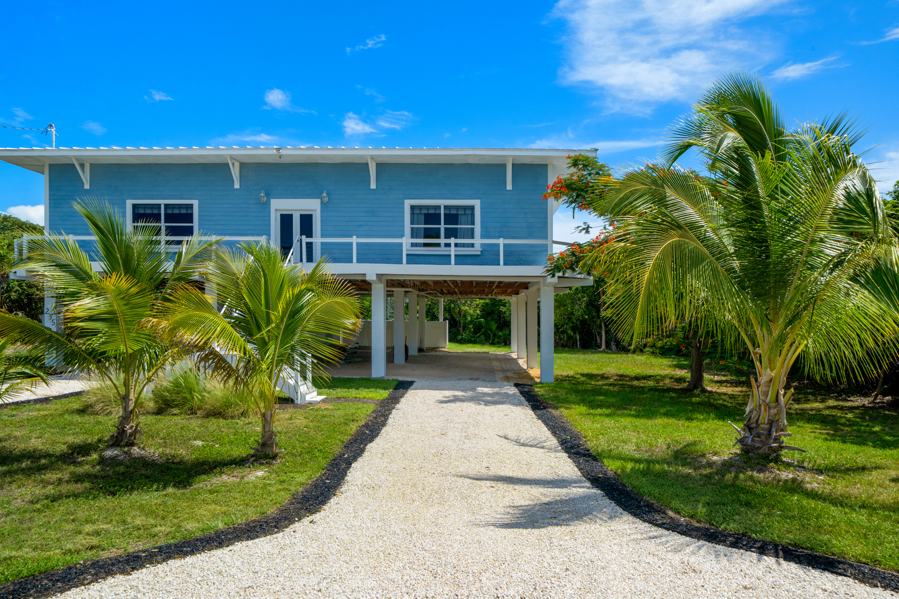  235 Tropical Avenue - 物件實景