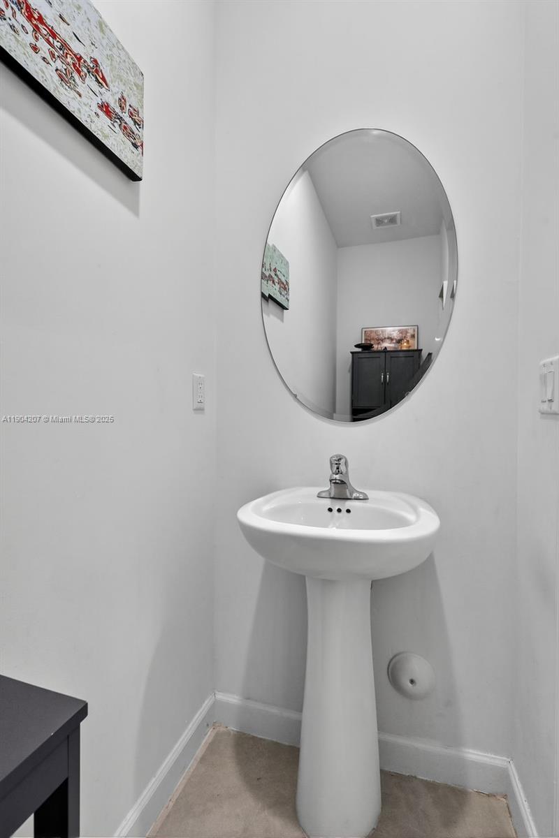 Miami, Florida, 33167, United States, 4 Bedrooms Bedrooms, ,3 BathroomsBathrooms,Residential,For Sale,1987738