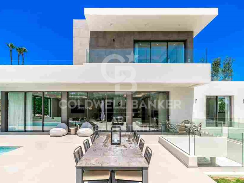 Marbella, Andalusia, ES, 4 Bedrooms Bedrooms, ,4 BathroomsBathrooms,Residential,For Sale,1793222