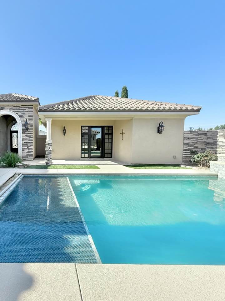 Carlsbad, New Mexico, 88220, United States, 4 Bedrooms Bedrooms, ,6 BathroomsBathrooms,Residential,For Sale,1974885