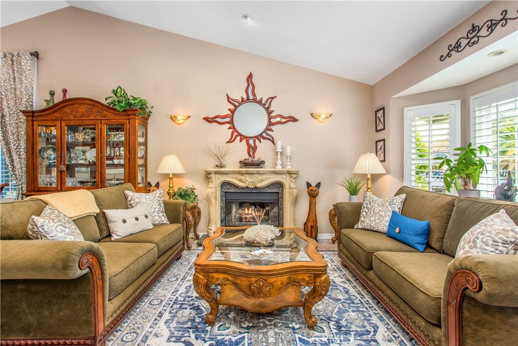 Riverside, California, 92503, United States, 4 Bedrooms Bedrooms, ,3 BathroomsBathrooms,Residential,For Sale,1981600