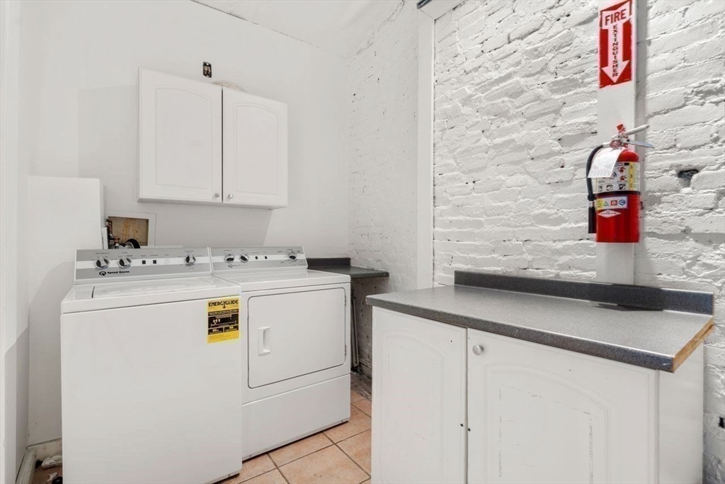 Boston, Massachusetts, 02113, United States, 1 Bedroom Bedrooms, ,1 BathroomBathrooms,Residential,For Sale,1890187