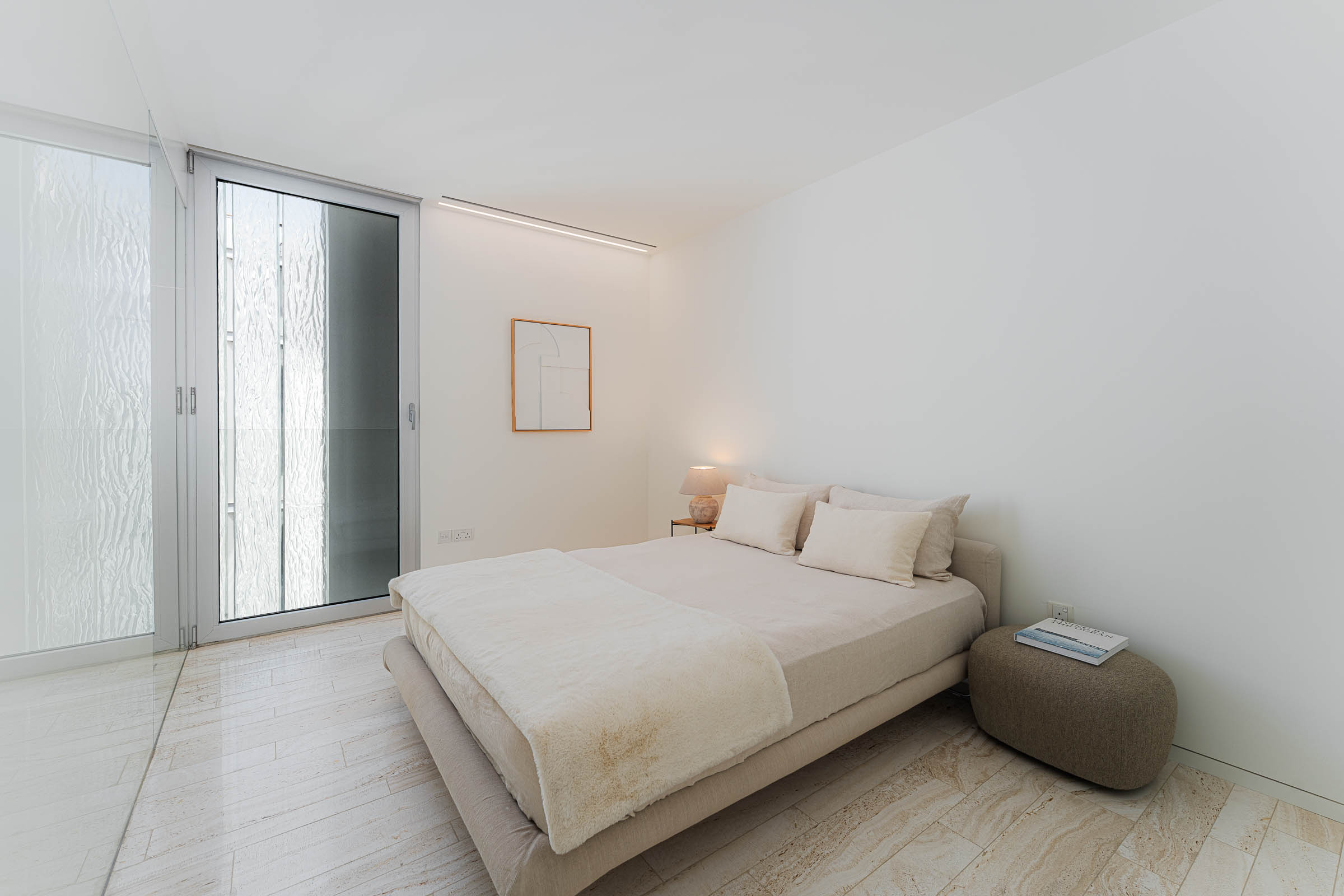  Apartment with Spacious Terrace and Sea View in Muraba - 物件實景
